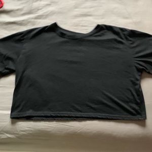 black crop top